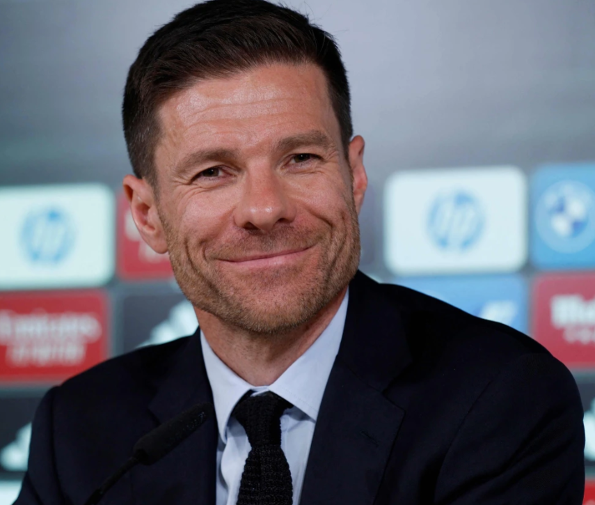 开云娱乐-皇马换帅：阿韦洛亚可能只是救火，真正的长期目标仍是传奇教练