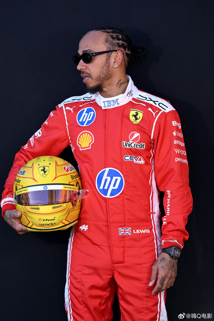 开云-汉密尔顿出席2026年F1澳大利亚大奖赛媒体日|Formula 1|刘易斯·汉密尔顿_新浪娱乐_新浪新闻