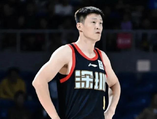 kaiyun-里程碑！周鹏达成职业生涯第1000粒三分球，CBA历史第14位